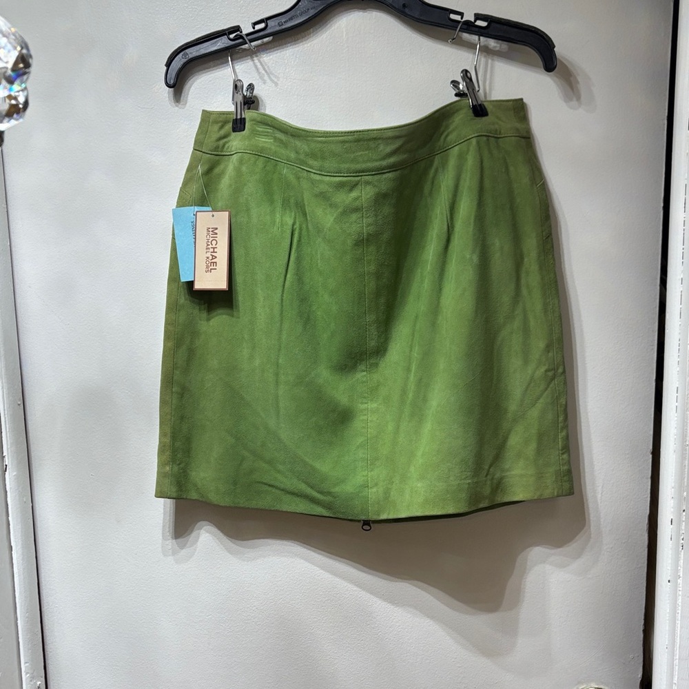MICHAEL Michael Kors Green Suede Front-Zip Mini Skirt - Picture 2 of 2